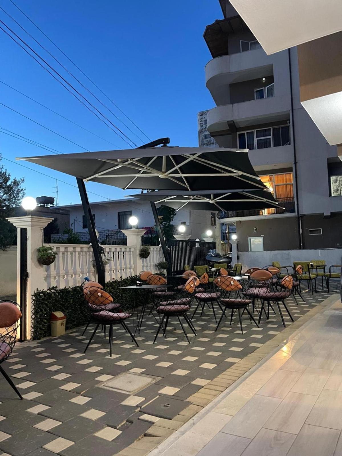 Hotel Vila Dedej Durrës Buitenkant foto