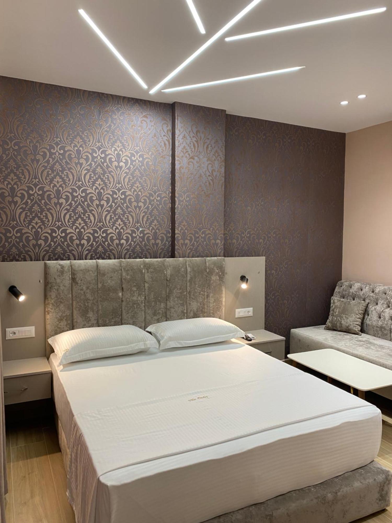 Hotel Vila Dedej Durrës Buitenkant foto