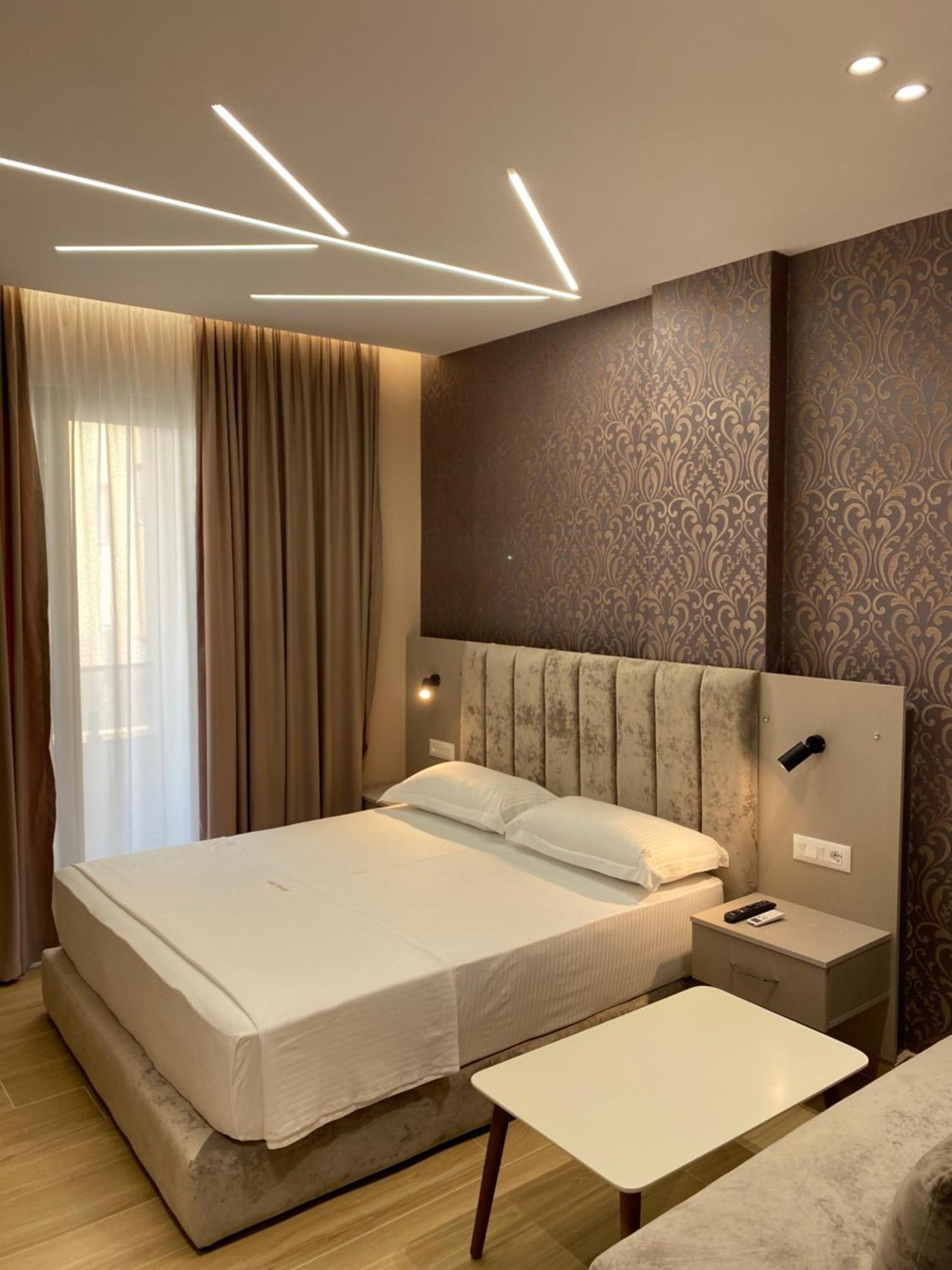 Hotel Vila Dedej Durrës Buitenkant foto